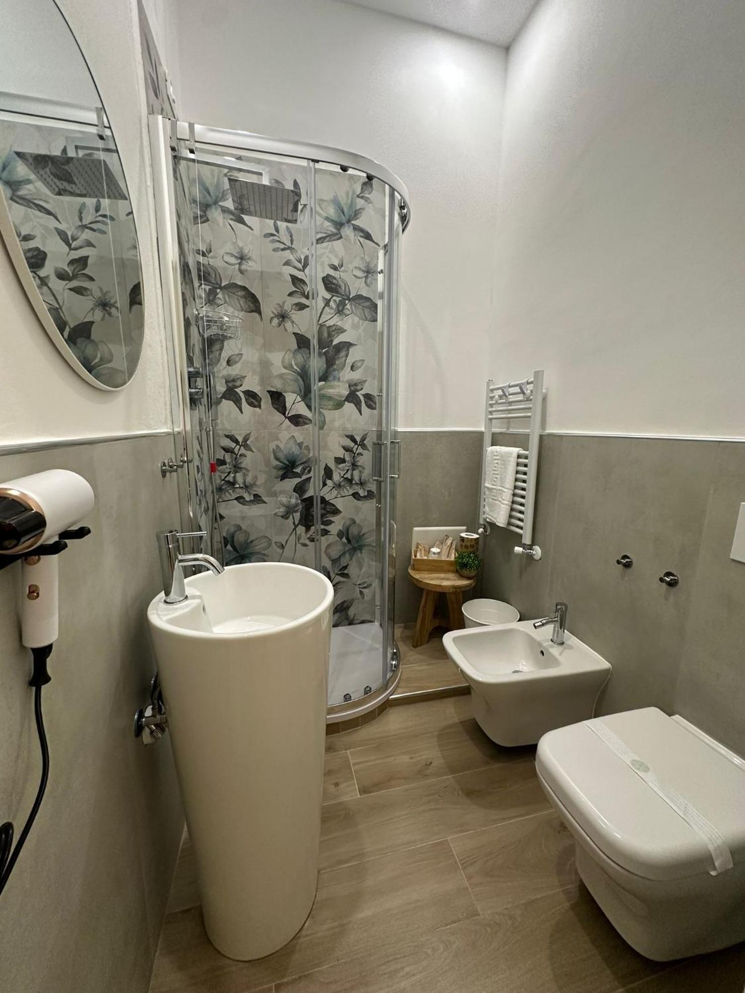 Center Rooms La Spezia Exterior photo